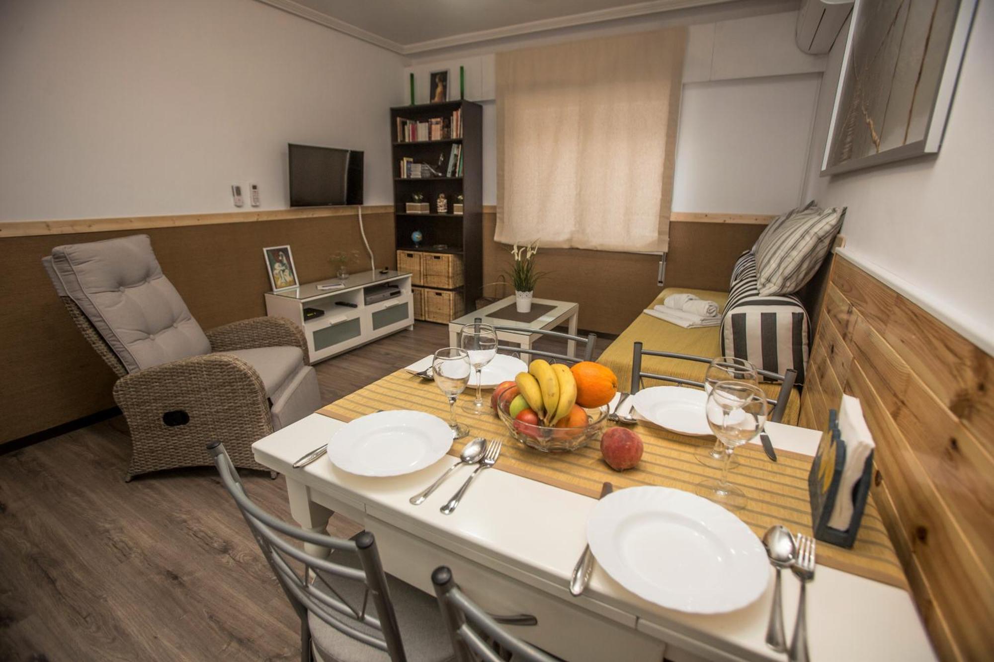 Unique Apt. W/pool- Across The Beach-wifi-a/c Apartment